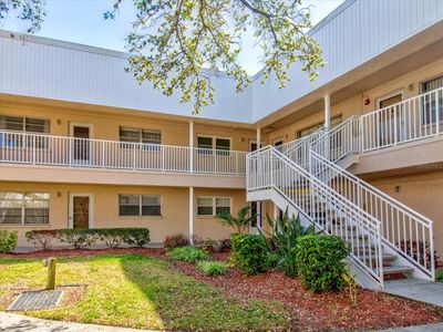 23 - 10037 62 Nd Terrace N, Condo with 2 bedrooms, 1 bathrooms and null parking in St Petersburg FL | Image 3