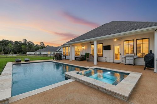 16516 Gaines Glen Ln, Montgomery, TX, 77316-3304 | Card Image