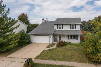 706 Landau, House other with 4 bedrooms, 2 bathrooms and 2 parking in Normal IL | Image 2