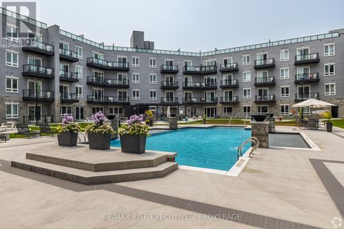 218-2274 Princess St, Kingston, ON, K7M3G4 | Card Image