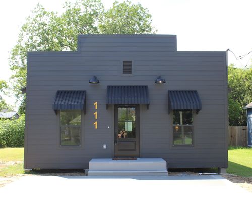 111 Sycamore St, Port Neches, TX, 77651-3163 | Card Image