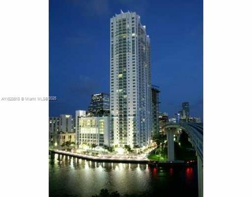apt-2601-31 Se 5th St, Miami, FL, 33131-2518 | Card Image