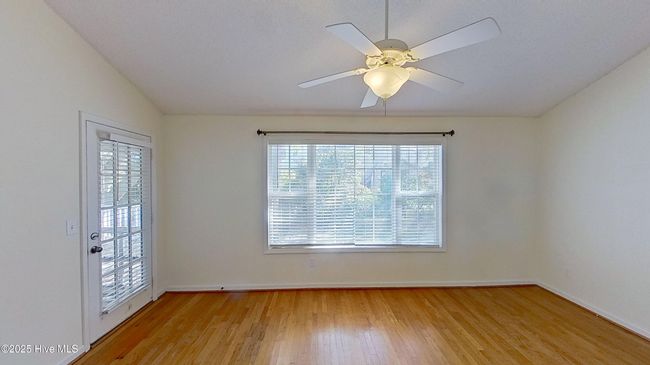 801 Sloop Pointe Ln, Townhouse with 3 bedrooms, 3 bathrooms and 1 parking in Kure Beach NC | Image 11