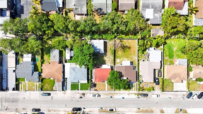 724 Nw 77 Th St, Home with 0 bedrooms, 0 bathrooms and 5 parking in Miami FL | Image 20