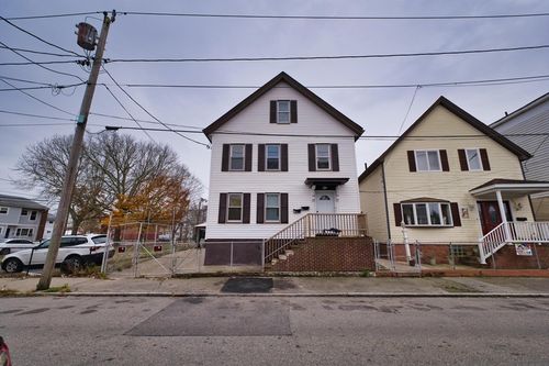 150 Blackmer St, New Bedford, MA, 02744-1833 | Card Image