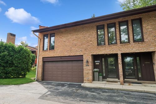 g-1728 Wildberry Dr, Glenview, IL, 60025-1748 | Card Image