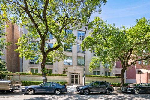 302-1422 N La Salle Dr, Chicago, IL, 60610-6416 | Card Image