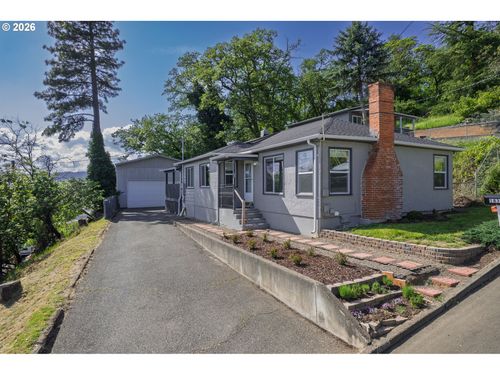1830 Nw Goetz St, Roseburg, OR, 97471-1680 | Card Image