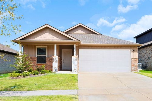 218 Fairmeade Dr, Terrell, TX, 75160 | Card Image