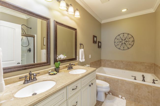 Double sinks, whirlpool tub and sep shower | Image 22