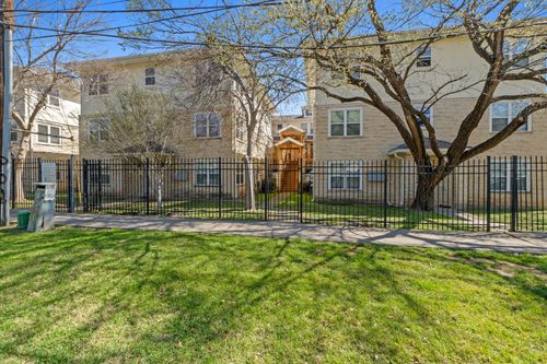 apt-2-305 E 31st St, Austin, TX, 78705-3011 | Card Image