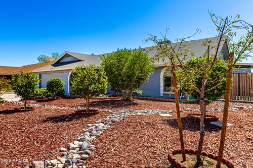 8521 W Diana Ave, Peoria, AZ, 85345-7877 | Card Image