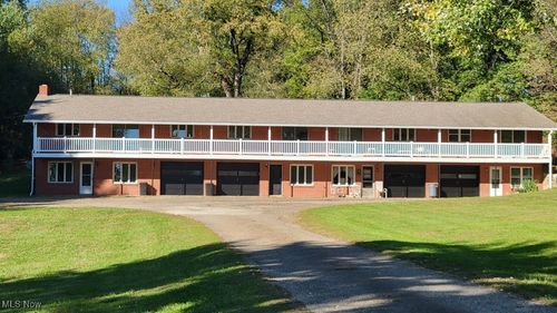 8983 Beatty St Nw, Massillon, OH, 44646-1275 | Card Image