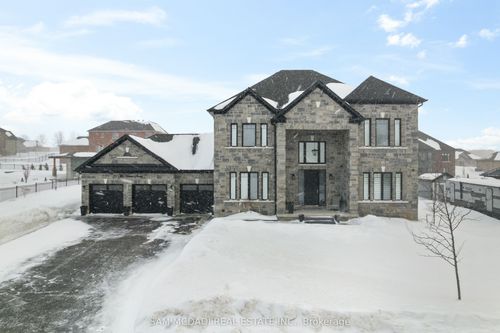 39 Mckeown St, Thornton, ON, L0L2N0 | Card Image