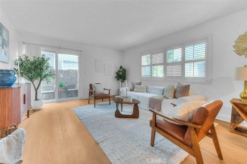 101-353 N Colorado, Long Beach, CA, 90814 | Card Image