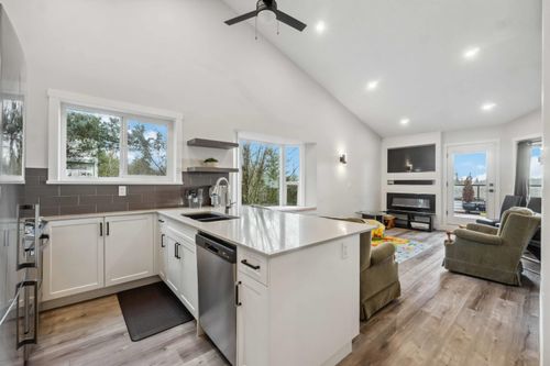 306-11726 225 St, Maple Ridge, BC, V2X6E4 | Card Image