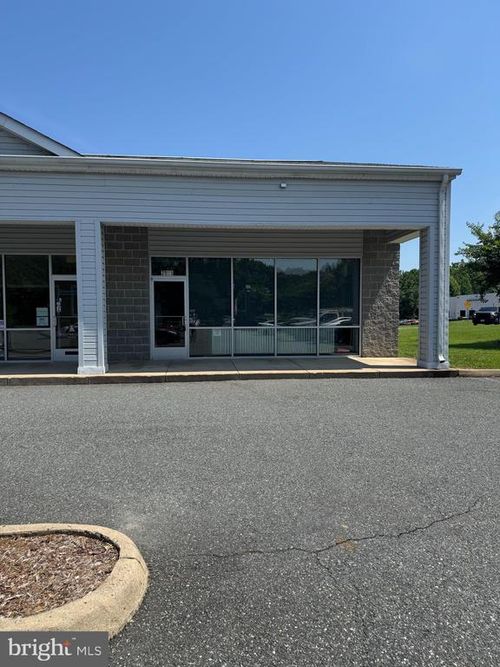 7991 Kings Hwy, King George, VA, 22485-7075 | Card Image