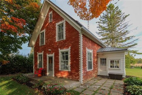 9209 Addison Greenbush Rd, Addison, ON, K0E1A0 | Card Image