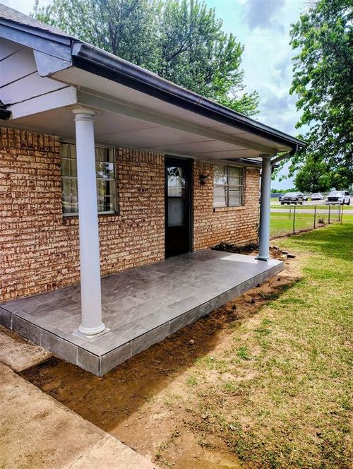 1000 N Doris Ave, Newcastle, OK, 73065-4037 | Card Image