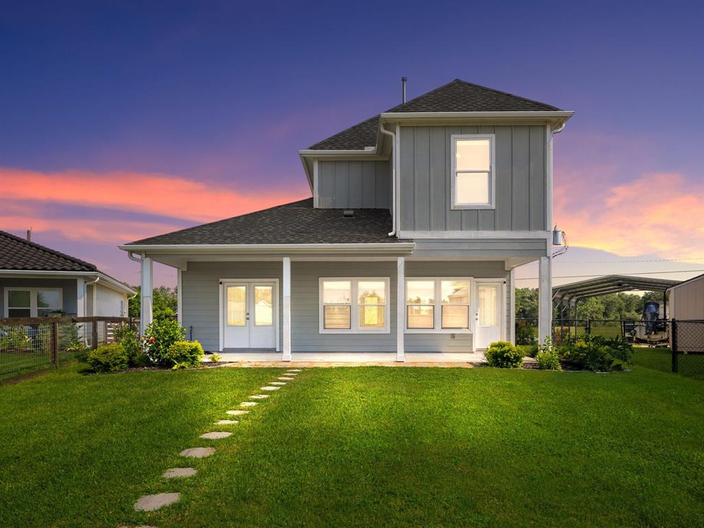 Broadway St, Dickinson, TX 77539