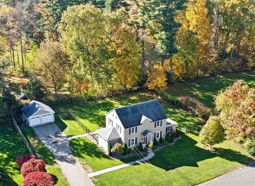 14 Brookdale Dr, Wilbraham, MA, 01095-1950 | Card Image