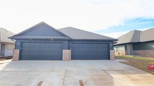 1214 Nw 113th St, Oklahoma City, OK, 73114-4500 | Card Image