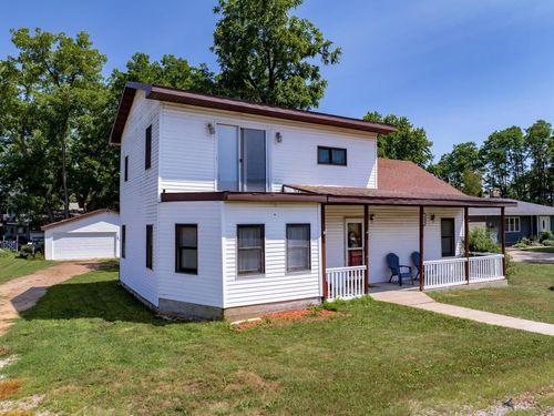 606 Bluff St, Necedah, WI, 54646-8271 | Card Image