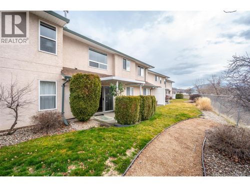 3-6514 Meadows Dr, Oliver, BC, V0H1T3 | Card Image