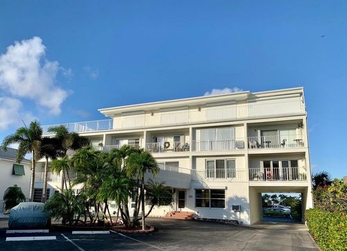 apt-304-4001 S Ocean Blvd, South Palm Beach, FL, 33480-6306 | Card Image