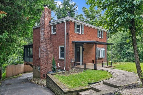 3953 Dowling Ave, Pittsburgh, PA, 15221-3933 | Card Image