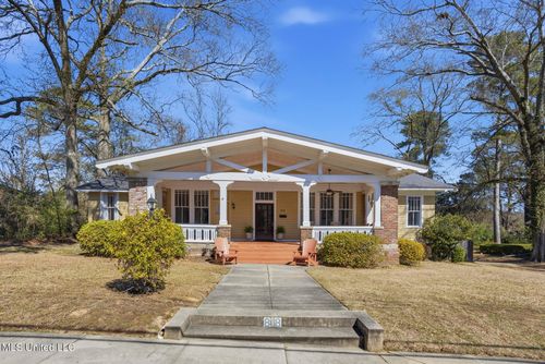 818 Pinehurst Place, Jackson, MS, 39202 | Card Image