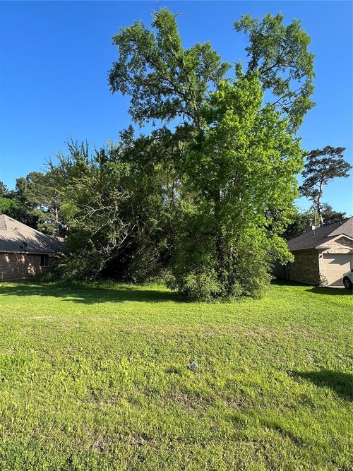 12621 Walden Rd, Montgomery, TX, 77356-7913 | Card Image