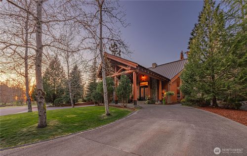 42732 284th Ave Se, Enumclaw, WA, 98022-9297 | Card Image
