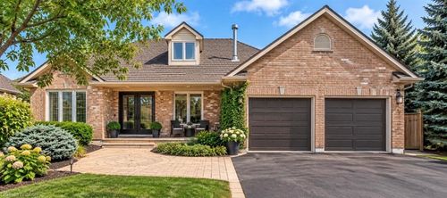 56 Windrush Trail, Kitchener, ON, N2P2A8 | Card Image