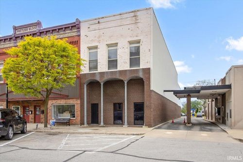 108 S Meridian St, Winchester, IN, 47394-1809 | Card Image