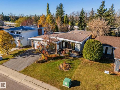 3228 118 St Nw, Edmonton, AB, T6J3J6 | Card Image