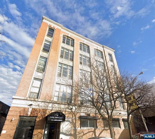 175 Broadway, Paterson, NJ, 07505-1117 | Card Image