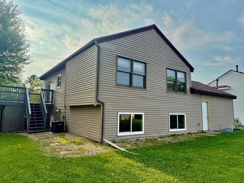 3845 Hale Ave N, Oakdale, MN, 55128-3328 | Card Image