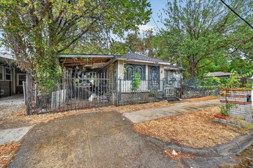 1727 Morris St, Dallas, TX, 75212-2616 | Card Image