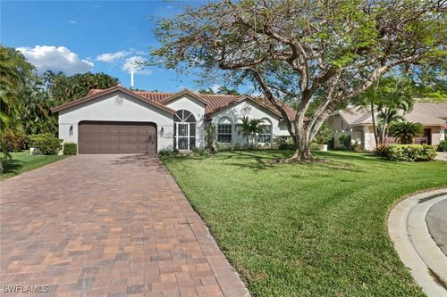 5549 Foxhunt Way, NAPLES, FL, 34104 | Card Image