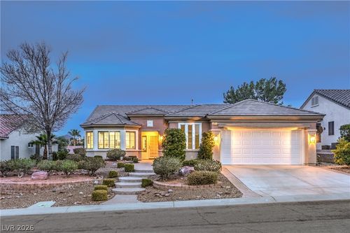 2072 Crown View St, Henderson, NV, 89052-6982 | Card Image