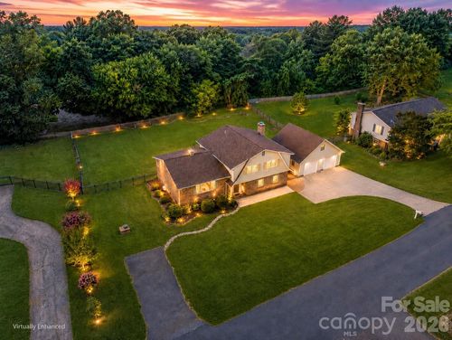 3252 Hollyhill Cir, Valdese, NC, 28690-9611 | Card Image