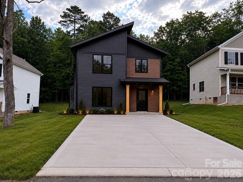 512 Lake Head Rd, Norwood, NC, 28128-7611 | Card Image