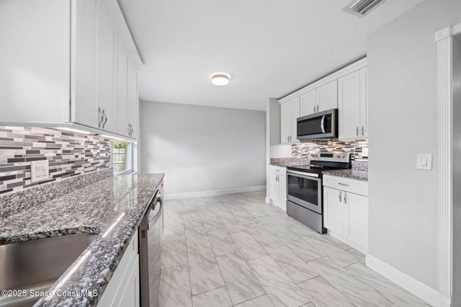 959 Macco Rd, House other with 3 bedrooms, 2 bathrooms and null parking in Cocoa FL | Image 7