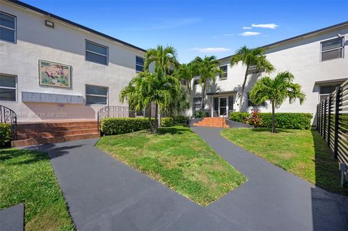 6-573 Ne 82nd St, Miami, FL, 33138-4019 | Card Image