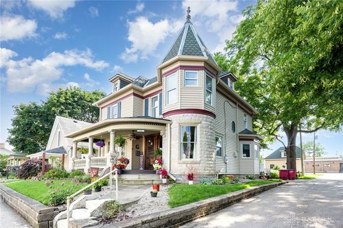 125 S Miami St, West Milton, OH, 45383-1525 | Card Image