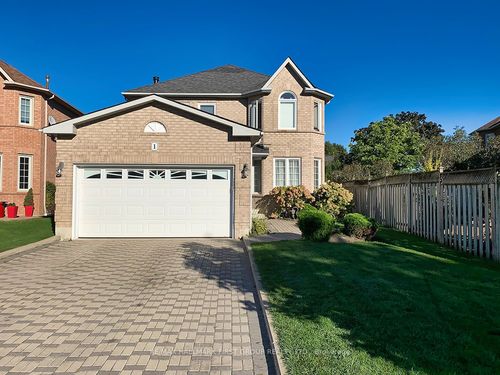 1 Watersdown Cres, Whitby, ON, L1R1Z1 | Card Image