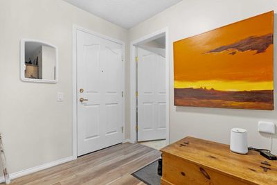 2327 - 1818 Simcoe Blvd Sw, Condo with 2 bedrooms, 2 bathrooms and 1 parking in Calgary AB | Image 3