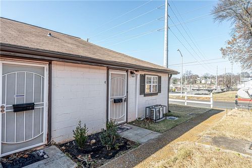 apt-e-235 Walnut St Nw, Atlanta, GA, 30314-4640 | Card Image