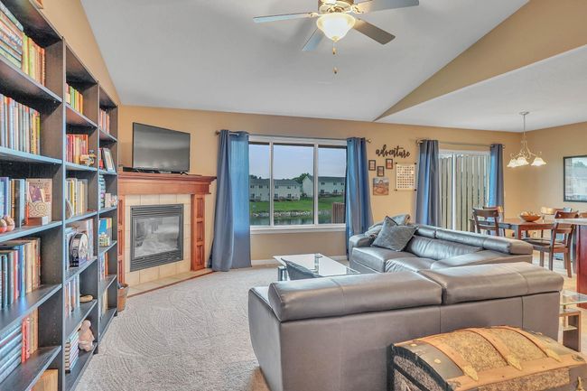 APT-2 - 4825 Algonquin Dr, Condo with 3 bedrooms, 4 bathrooms and null parking in Cedar Falls IA | Image 4